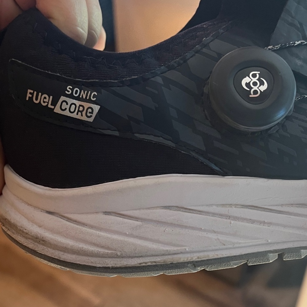New Balance Black Athletic Shoes with Dial Closure - Picture 3 of 6